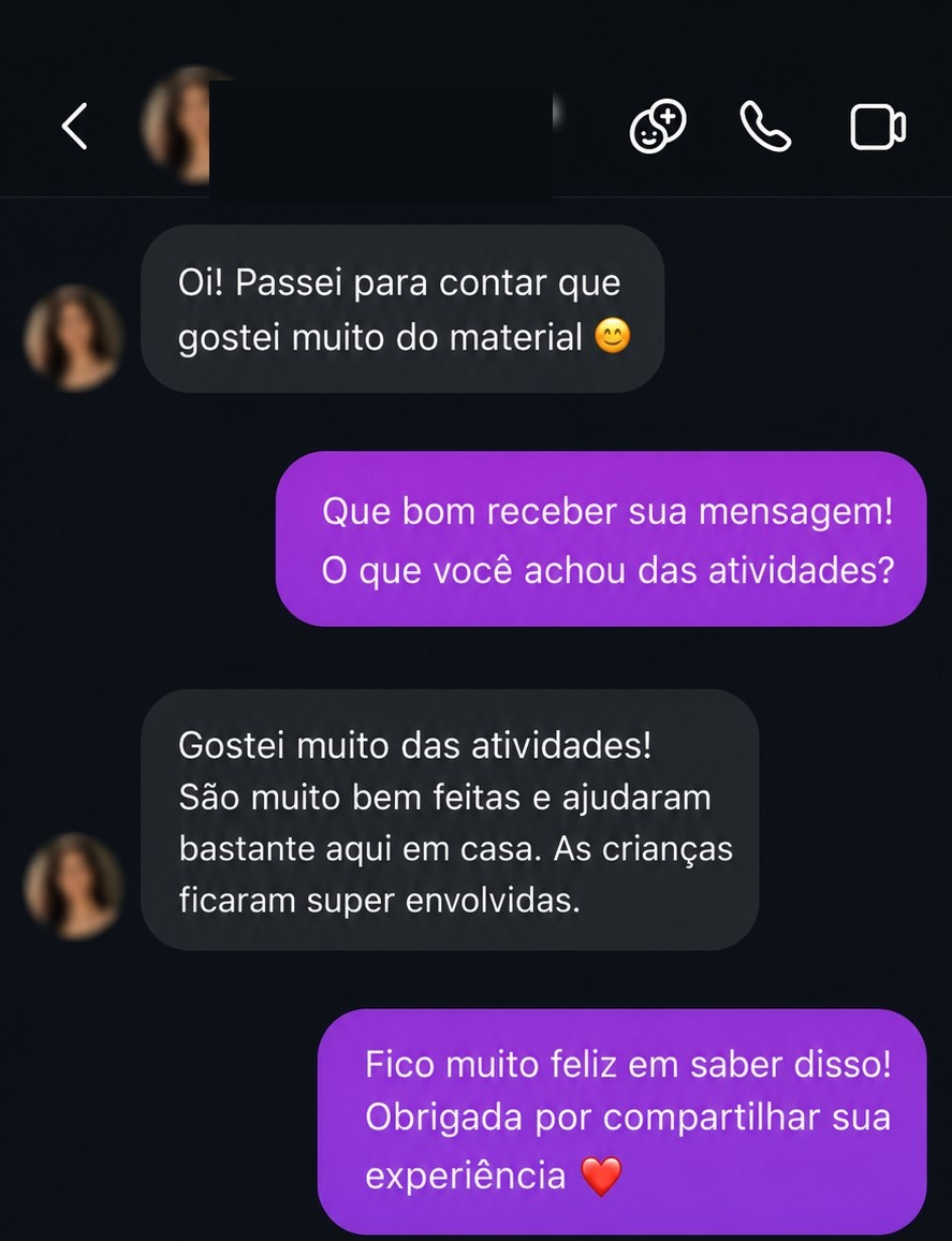 Mensagem de cliente elogiando as atividades do material